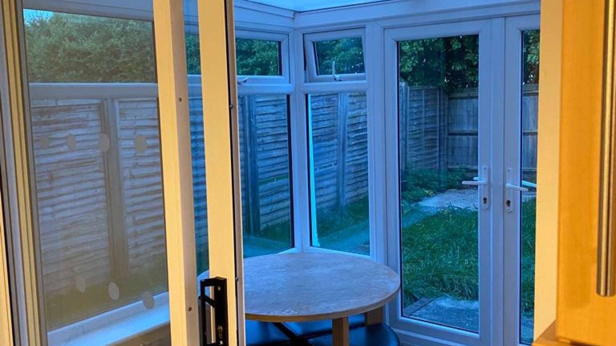 Gorleston-on-Sea House | Amama's Cabin by Helot Company