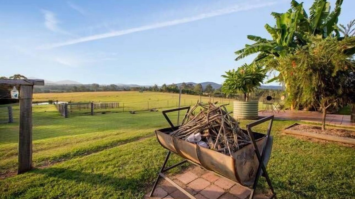 Rollands Plains Cottage | Amani Farm Bed and Breakfast