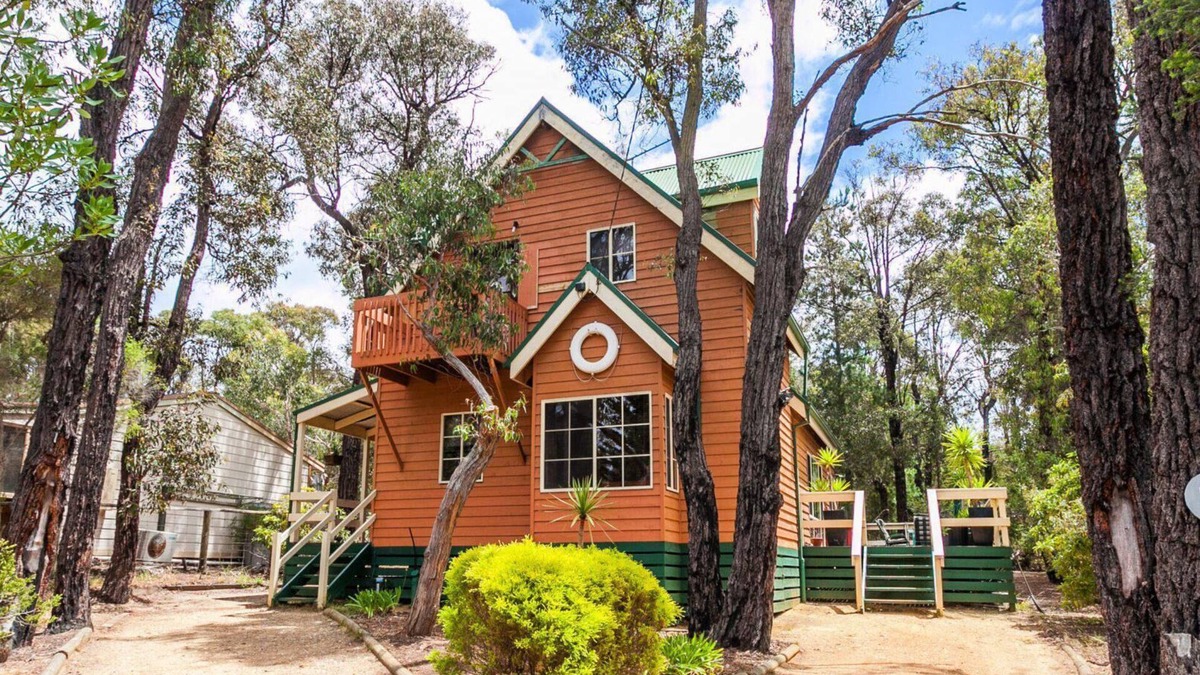 Aireys Inlet House | Amaroo 23 - Bring Your Pet.
