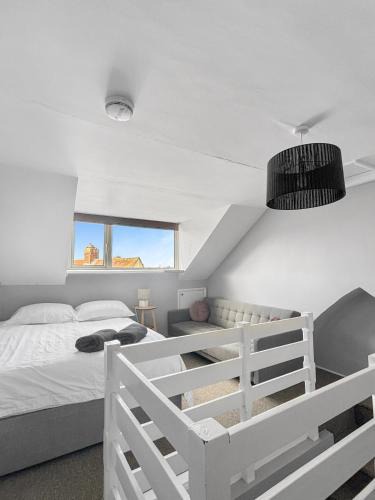 Grantham Apartment | Amaya Four - Sleeps 5 - 1 bed apartment - Newly renovated- Close to town centre -Grantham