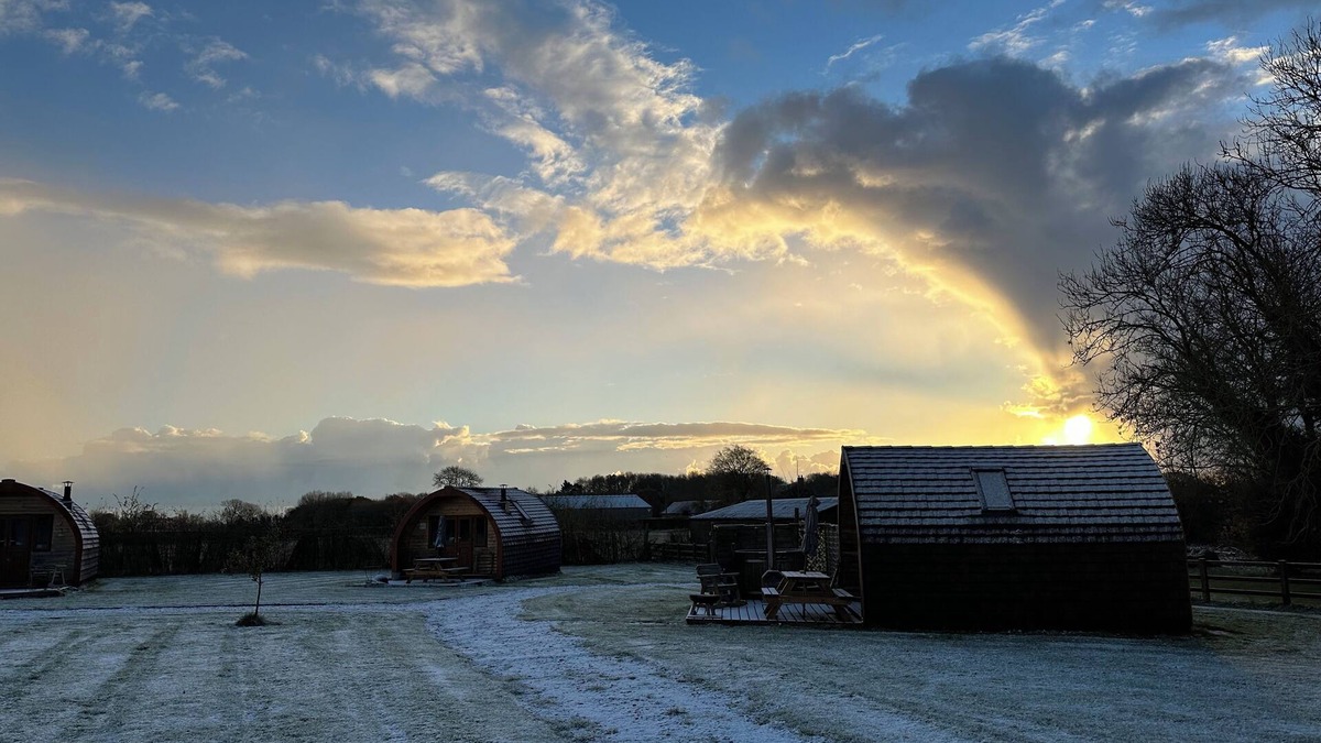 Kilnwick Cabin | Amazing 1bedroom cabin near Driffield in the wonderful East Riding of Yorkshire