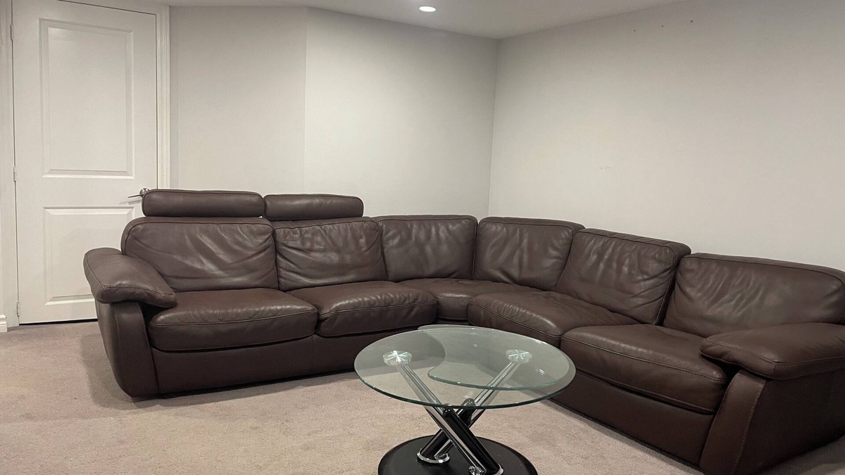 Richmond Hill House | Amazing 2 Bedroom Basement In Richmondhill