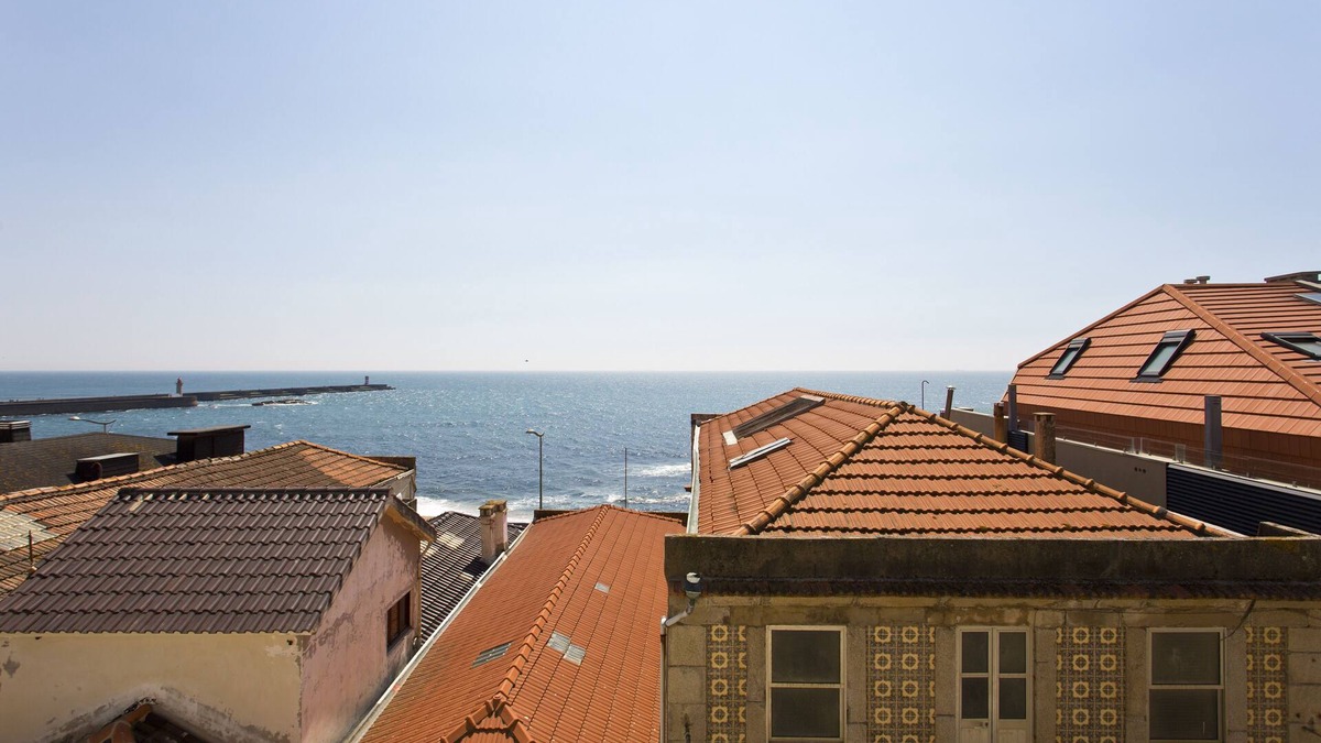 Foz do Douro Apartment | Amazing 2 Bedroom Apartment w/Ocean Views, 2 min Walk From the Beach in FOZ