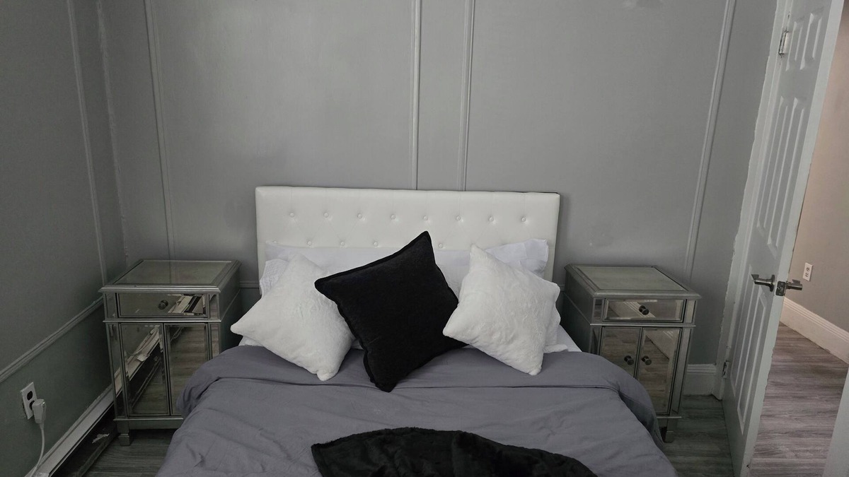 Hillside Apartment | Amazing 2-bedroom home away from home next door to Newark International Airport.