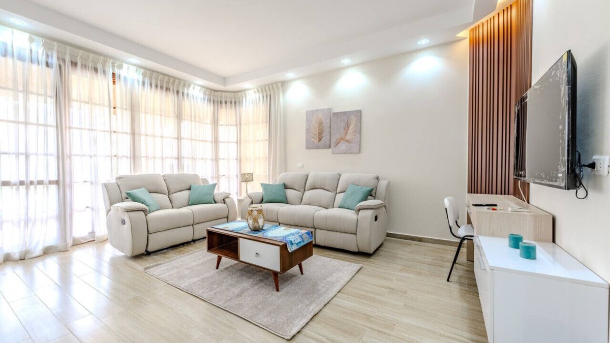 Dream Land Apartment | Amazing 2BR Golf View Apartment