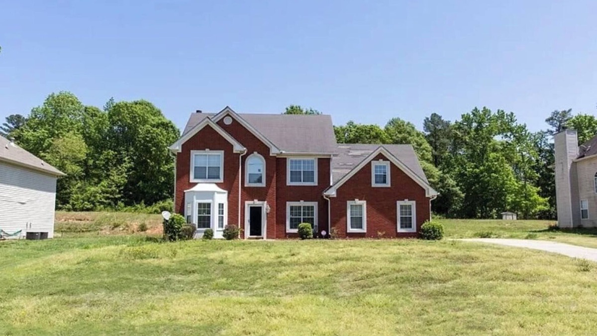 Ellenwood House | Amazing 3-bedroom house w/pool in peaceful Ellenwood with WiFi