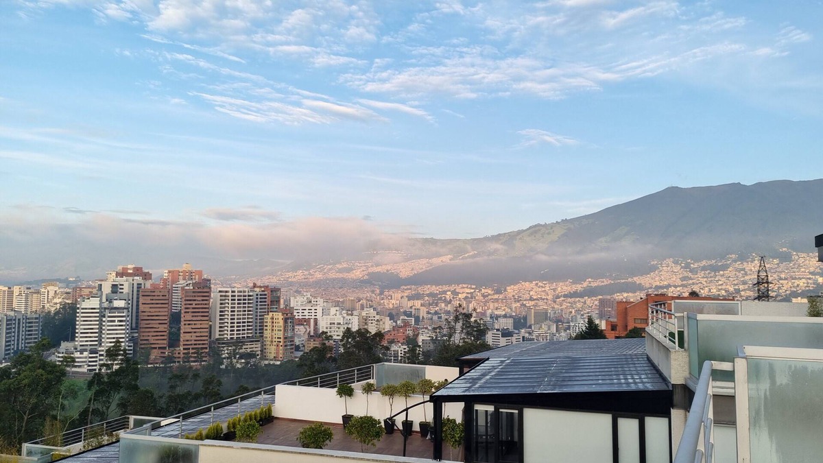 Quito Apartment | Amazing 3 rooms departament Quito north close to Carolina park