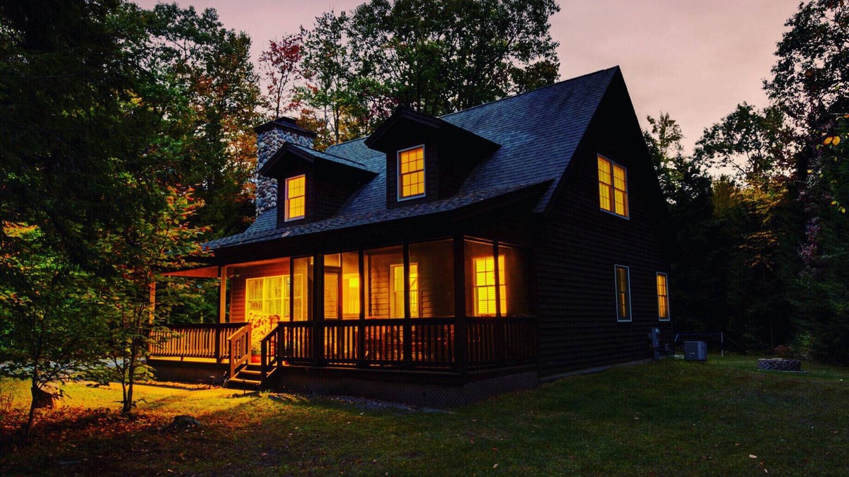 Diamond Point House | Amazing Acorn