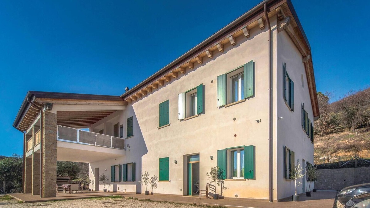 Cinto Euganeo Apartment | Amazing apartment in Valnogaredo (PD)