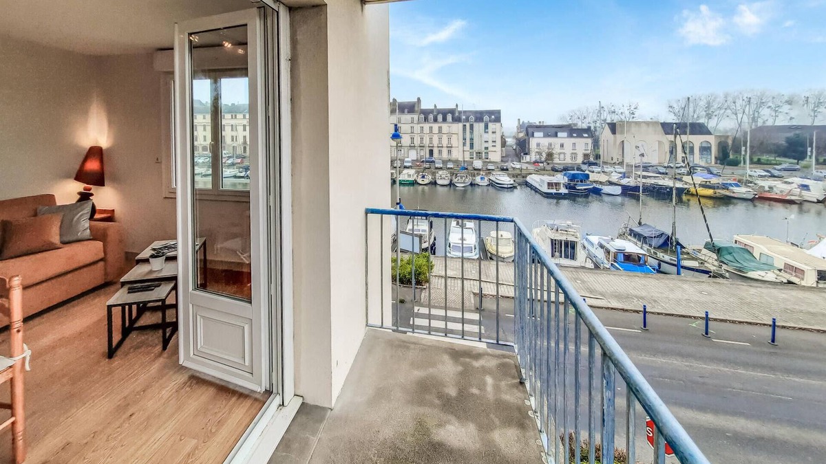 Redon Apartment | Amazing apartment in Redon with WiFi
