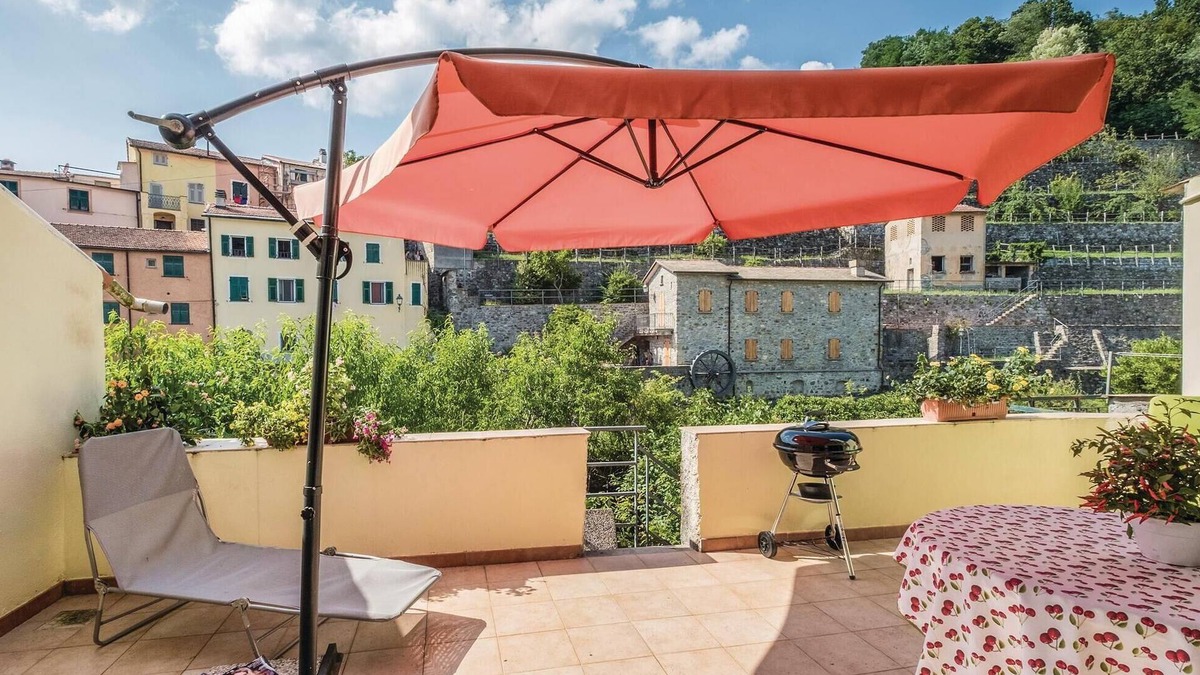 Varese Ligure Apartment | Amazing apartment in Varese Ligure