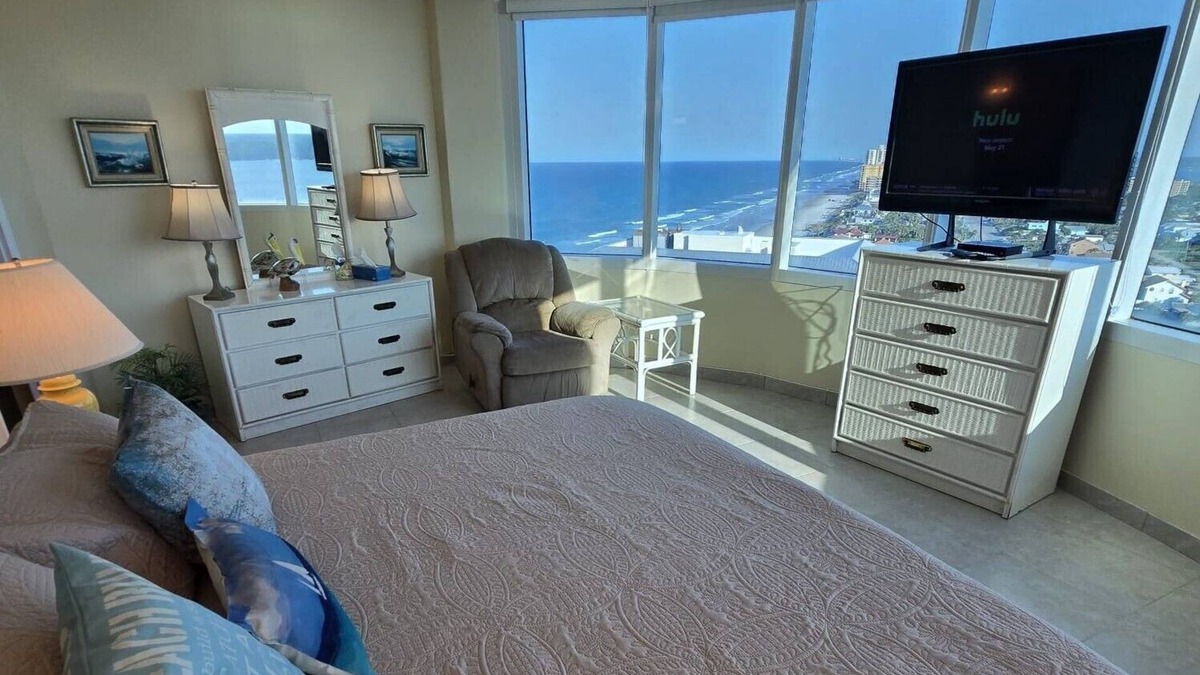 Daytona Beach Shores Condo | Amazing Beachfront & River Views! 2BD/2BA @ Peck 20SW