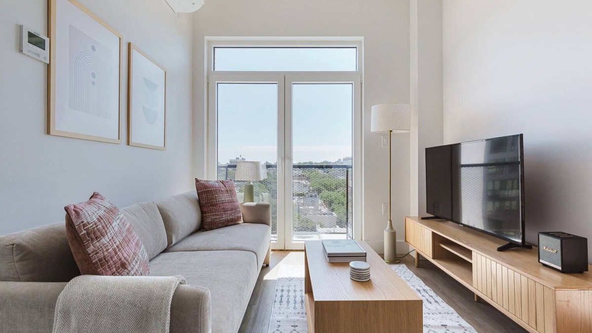 Park Slope Apartment | Amazing Boerum Hill 2BR w/Elev & Gym, nr Entertainment, by Blueground