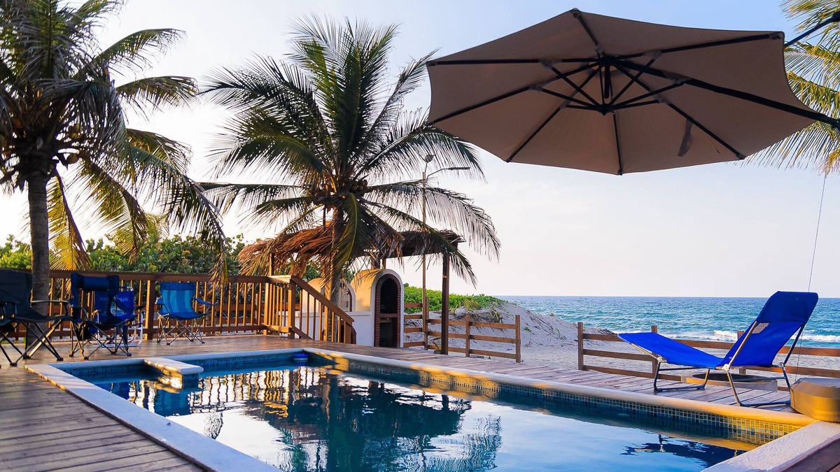 Tela House | Amazing captivating Vila in national reserve park Jeanette Kawas