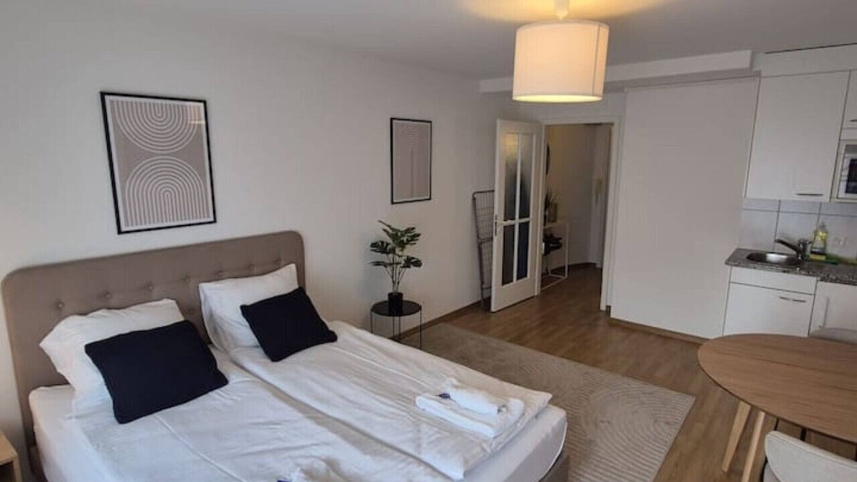 District 6 Apartment | Amazing Central Studio - Crown 32