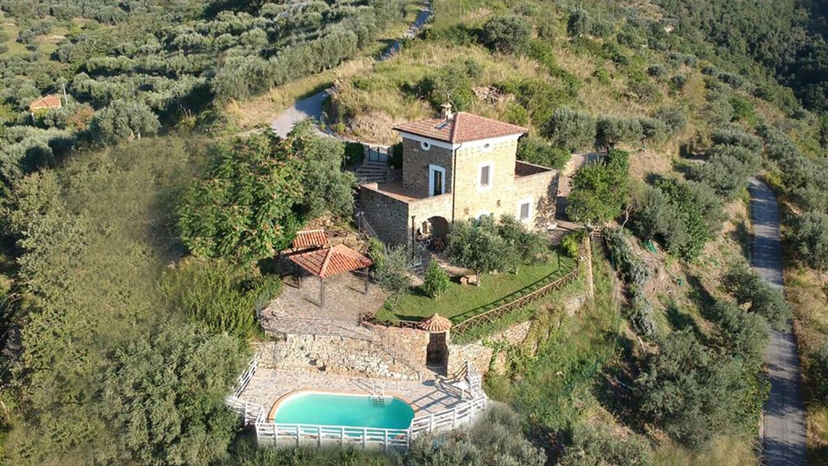 San Mauro Cilento Villa | Amazing Classic Stone House: a green terrace overlooking sea, hill and mountain