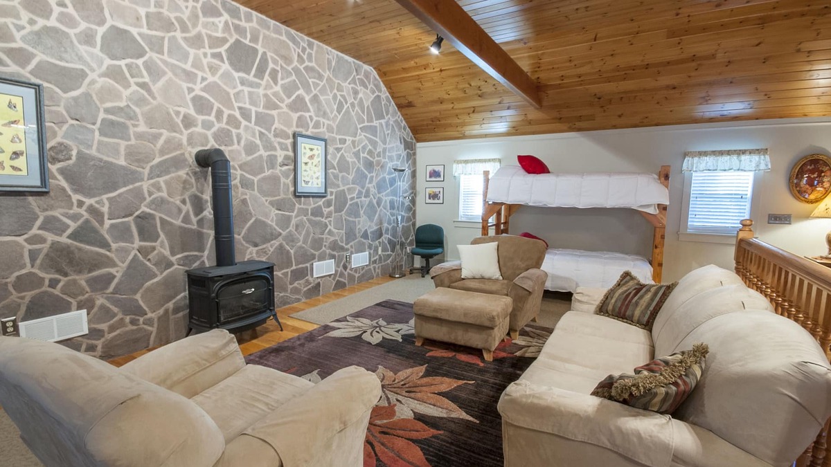 Reinholds Apartment | Amazing country farm setting! Animals, flower/vegetable gardens.