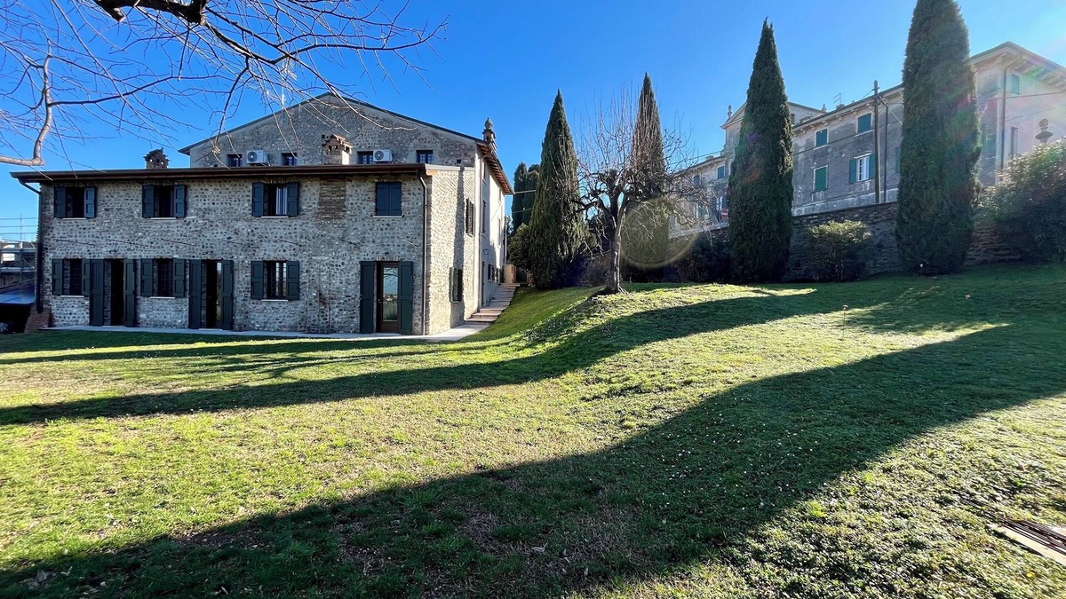 Custoza House | Amazing country house with whirlpool a few minutes away from Verona