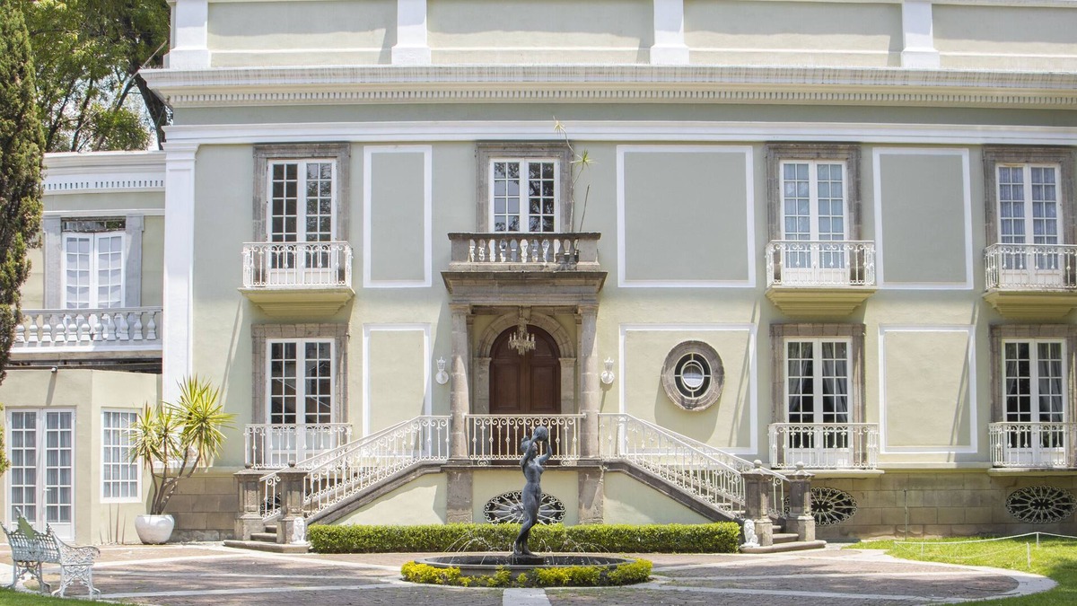 La Concepcion House | Amazing French Mansion in the heart of Coyoacan
