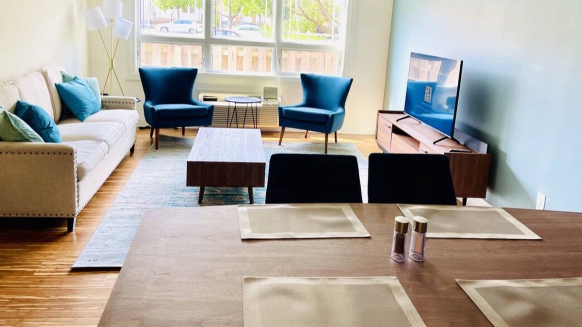 New Brunswick Apartment | Amazing Fully-Furnished 1BR Apartment