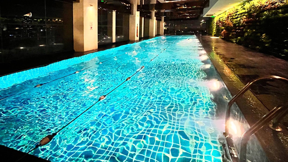 Downtown Apartment | Amazing Gramercy Makati Upper Floor Studio 5918