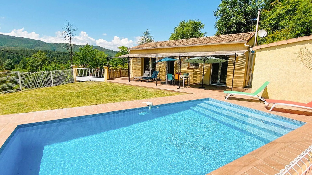 Molieres-sur-Ceze House | Amazing home in Molières-sur-Cèze