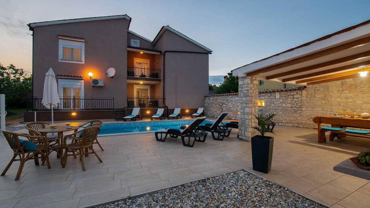Belavici House | Amazing home in Barban
