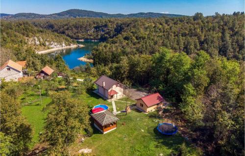 Ogulin House | Amazing Home In Bosiljevo With Kitchen