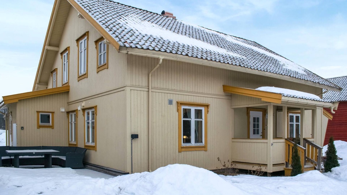 Asnes Municipality House | Amazing home in Flisa with kitchen