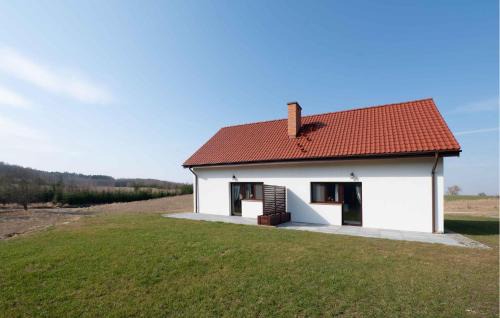 Gietrzwald House | Amazing Home In Gietrzwald