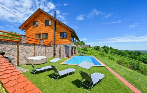 Grabrovnik House | Amazing Home In Grabrovnik With Sauna