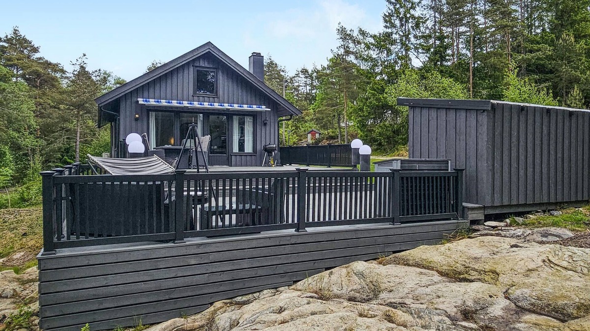Gressvik House | Amazing home in Gressvik
