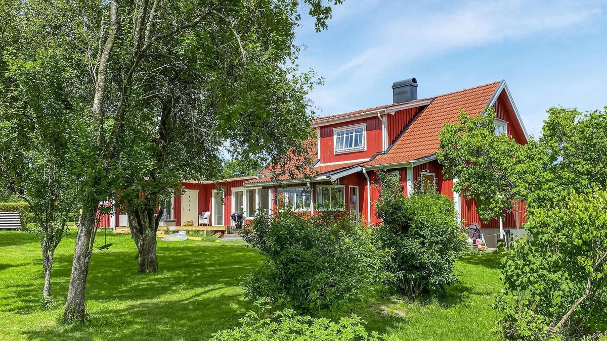 Oskarstrom House | Amazing home in Havstenshult with sauna