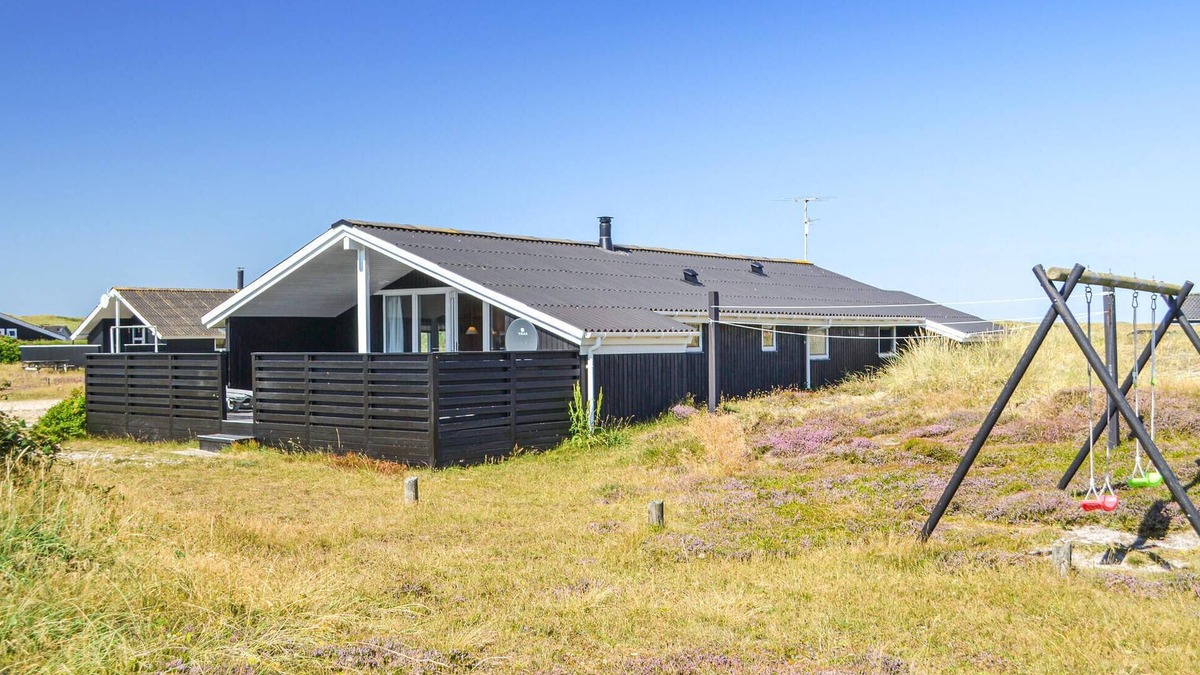Hvide Sande House | Amazing home in Hvide Sande with sauna