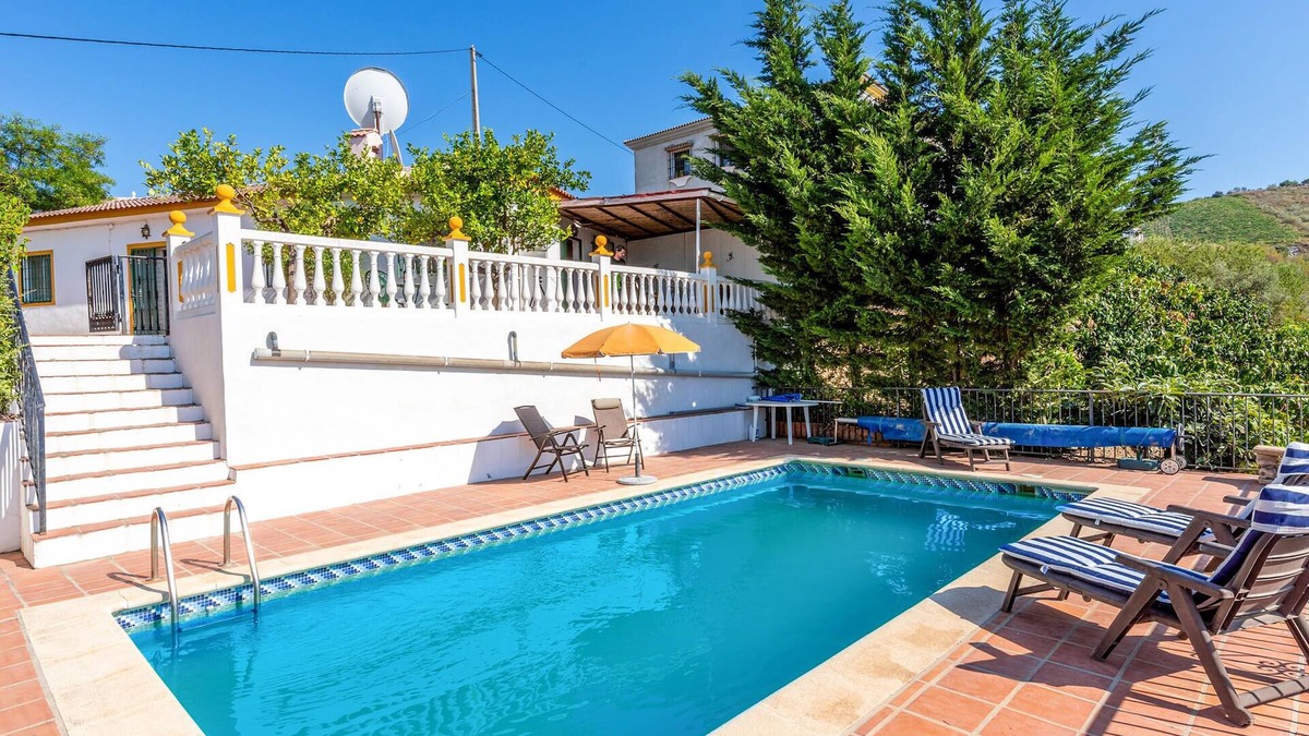 Iznate House | Amazing home in Iznate