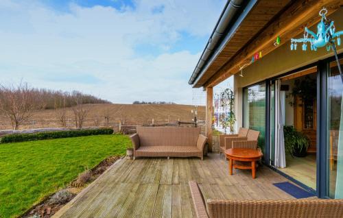 Lisewiec House | Amazing Home In Jagatowo With Kitchen