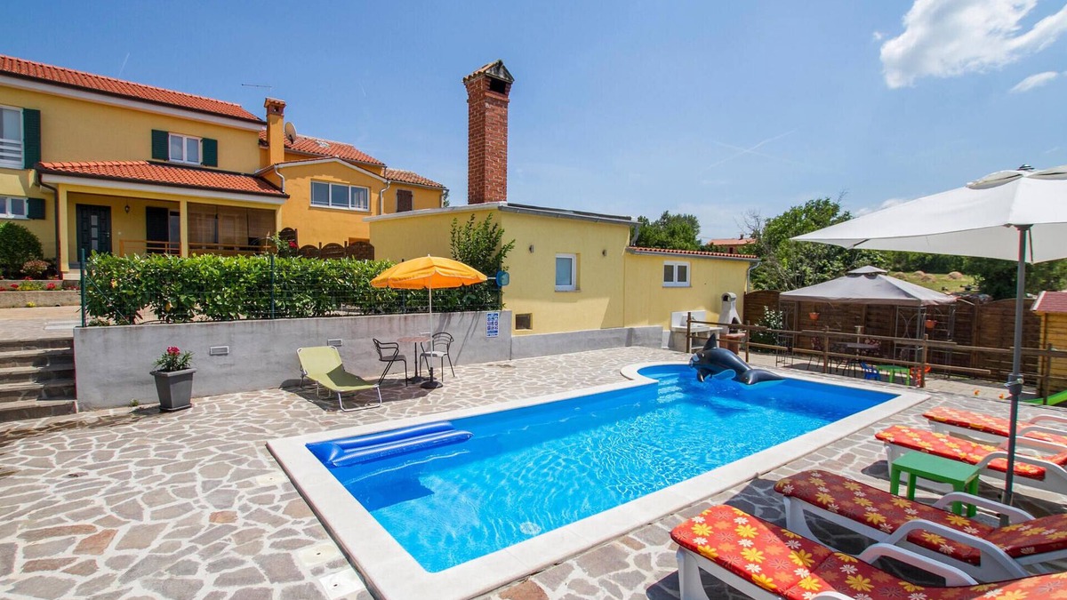 Snasici House | Amazing home in Labin with sauna