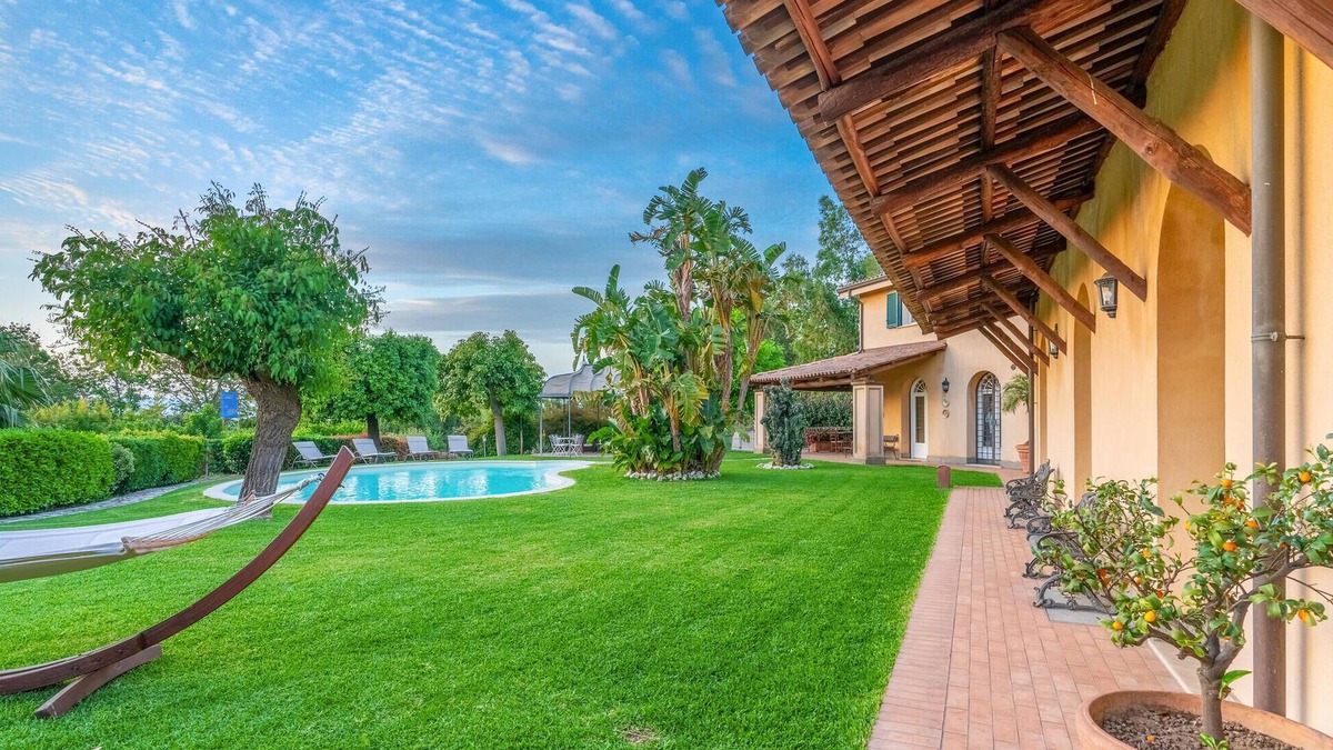 Polistena House | Amazing home in Polistena with sauna