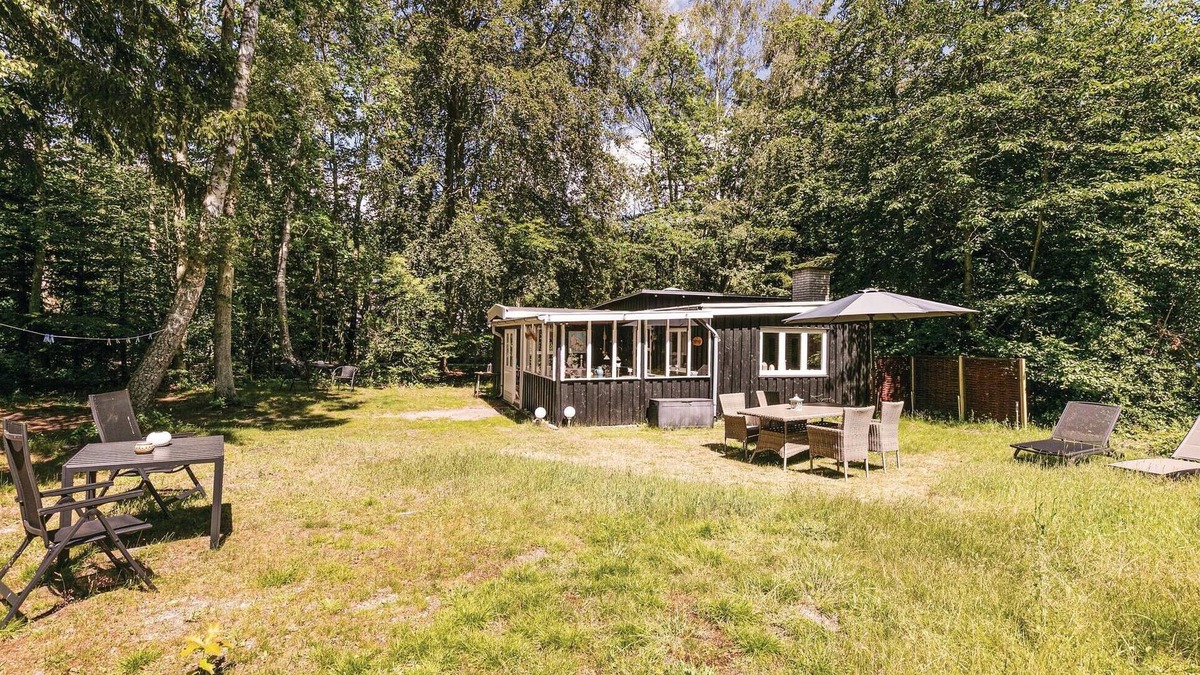 Ronne House | Amazing home in Rønne with WiFi