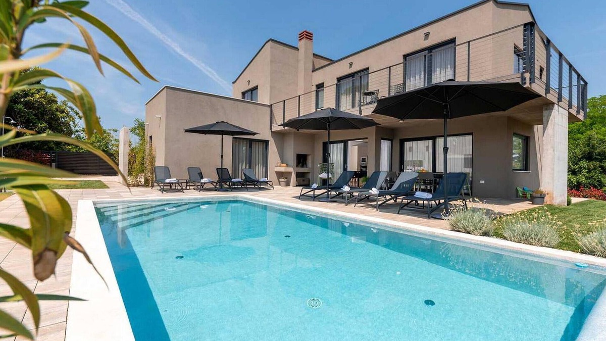 Farini House | Amazing home in Visnjan