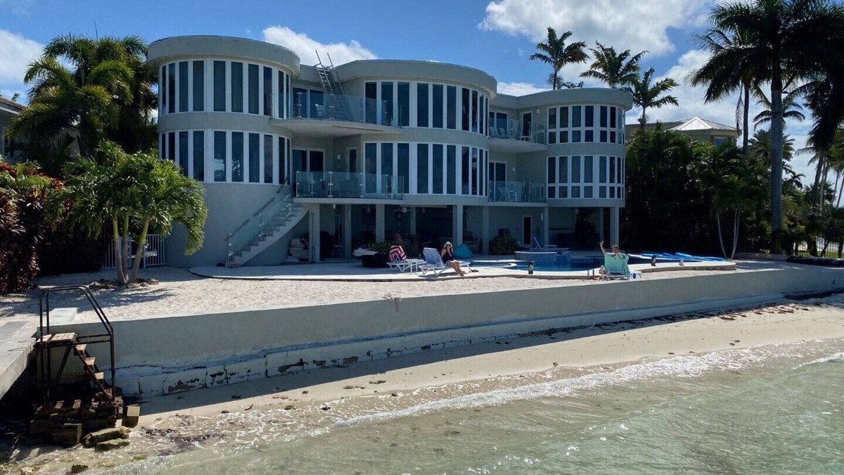 Coury House | Amazing home on the Atlantic Ocean!