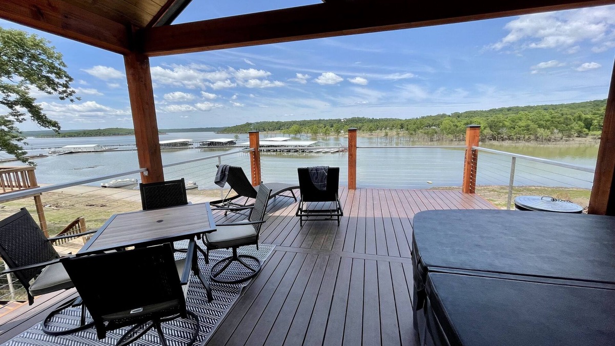 Cookson Cabin | AMAZING LAKE VIEWS DOUBLE DECK WITH HOT TUB AND 2 PORCH SWINGS