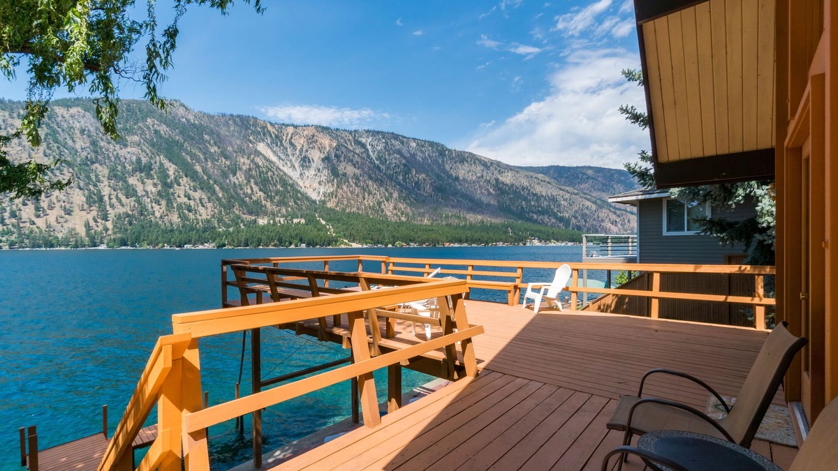 Helios Hills House | Amazing lakefront home with 140-feet of waterfront, WiFi, & enclosed yard