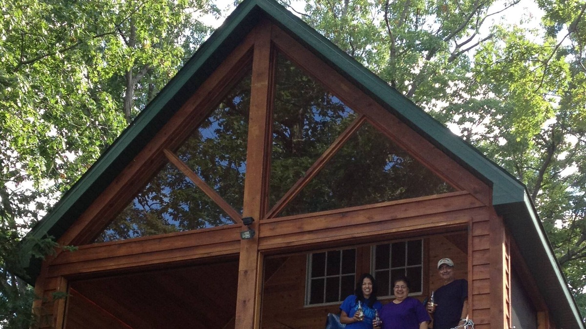 St Croix Falls Cabin | Amazing Location, Great Fishing! Beautiful, clean lake. Close to Trollhaugen Ski