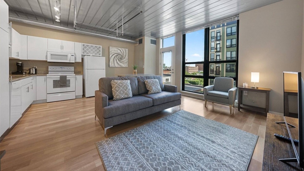 Old West Side Condo | Amazing Location! Heart of Ann Arbor with Amenity Galore 203