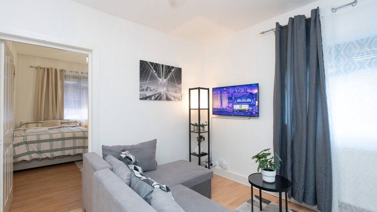 Portswood Condo | Amazing lodge apartment with free parking