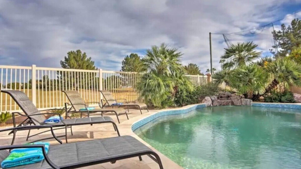 Ironwood House | Amazing luxury home on golf course, beautiful water view, private heated pool!