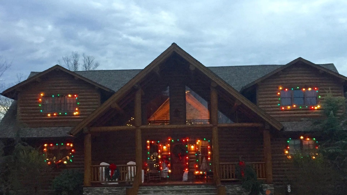 Mammoth Cave House | Amazing luxury lodge experience. Hiking and Horseback riding Heaven