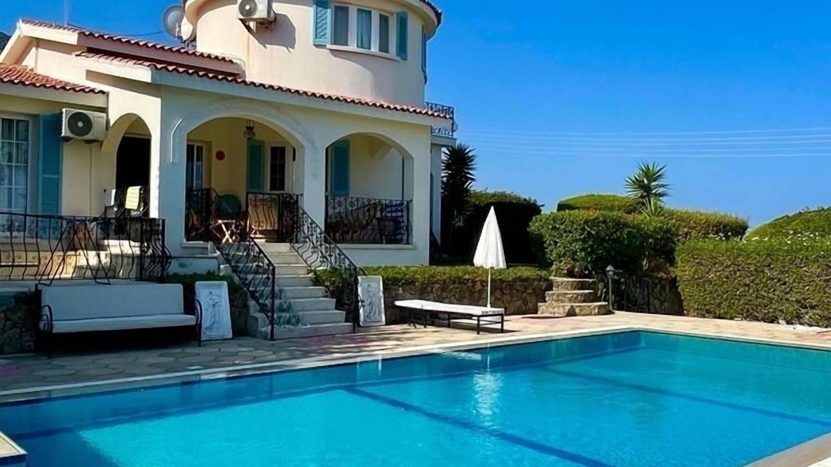 Karavas Villa | AMAZING LUXURY VILLA WITH PRIVATE POOL IN FANTASTIC PEACEFUL LOCATION