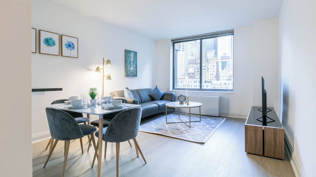 Tudor City Apartment | Amazing Midtown East 1 Bed w/Gym, Rooftop #6118